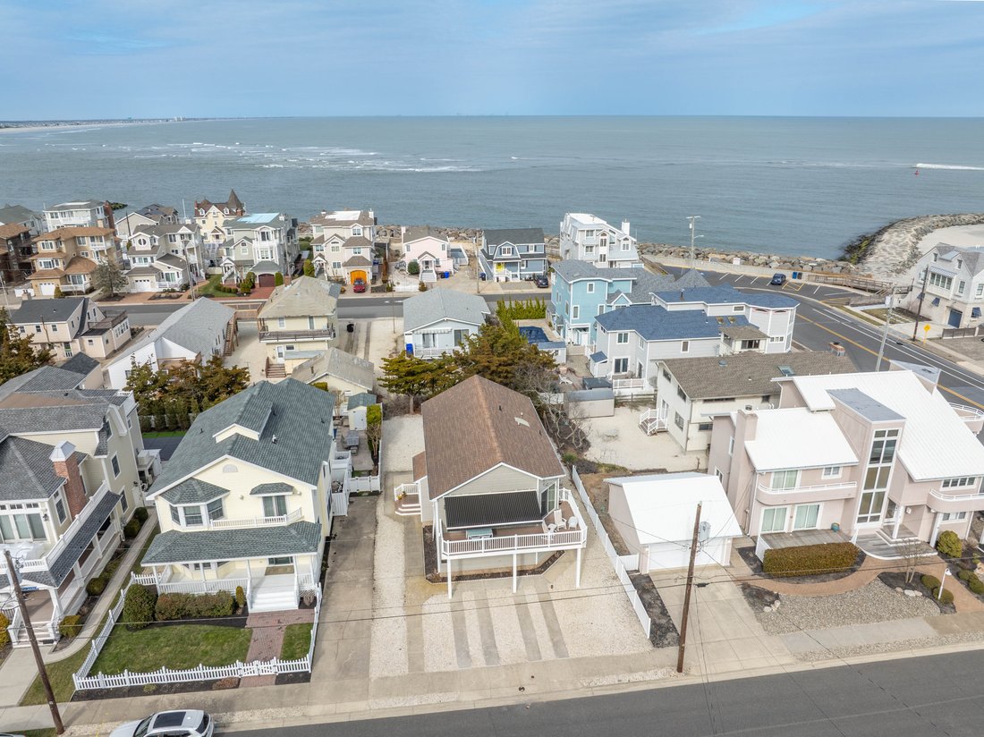 House in Avalon, New Jersey, United States 2 - 17763993