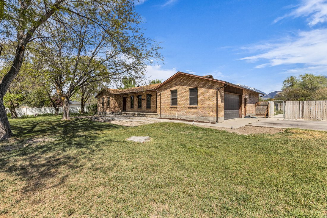 House in Sandy, Utah, United States 3 - 17765449