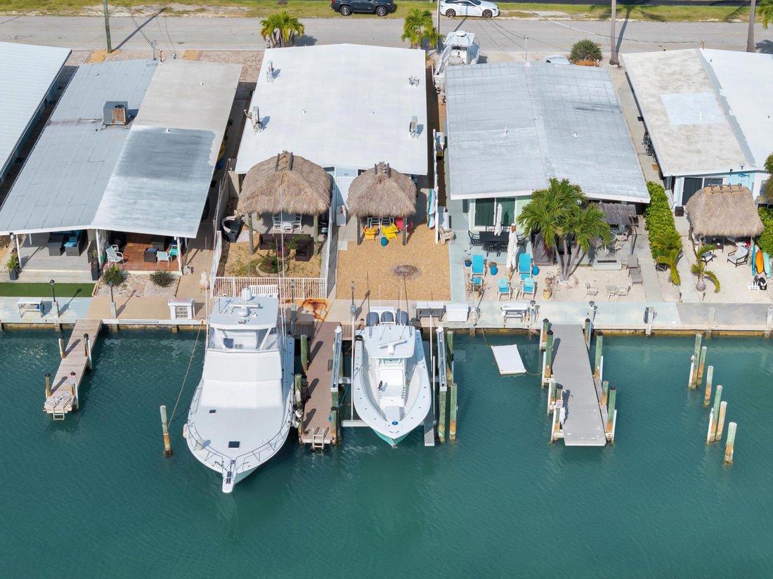 House in Key Colony Beach, Florida, United States 1 - 17765780
