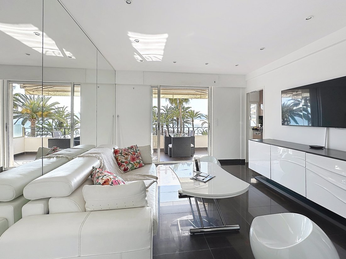 Apartment in Cannes, Provence-Alpes-Côte d'Azur, France 2 - 17494232