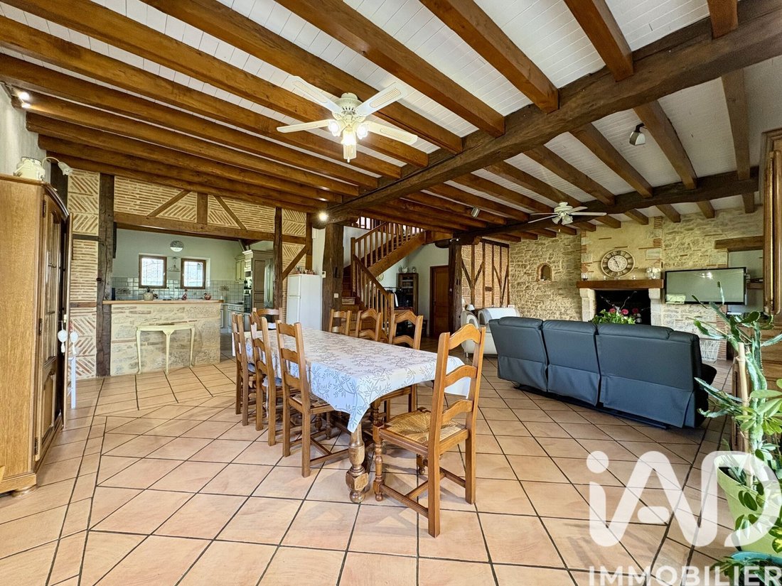 House in Saint-Méard-de-Gurçon, Nouvelle-Aquitaine, France 4 - 17764924