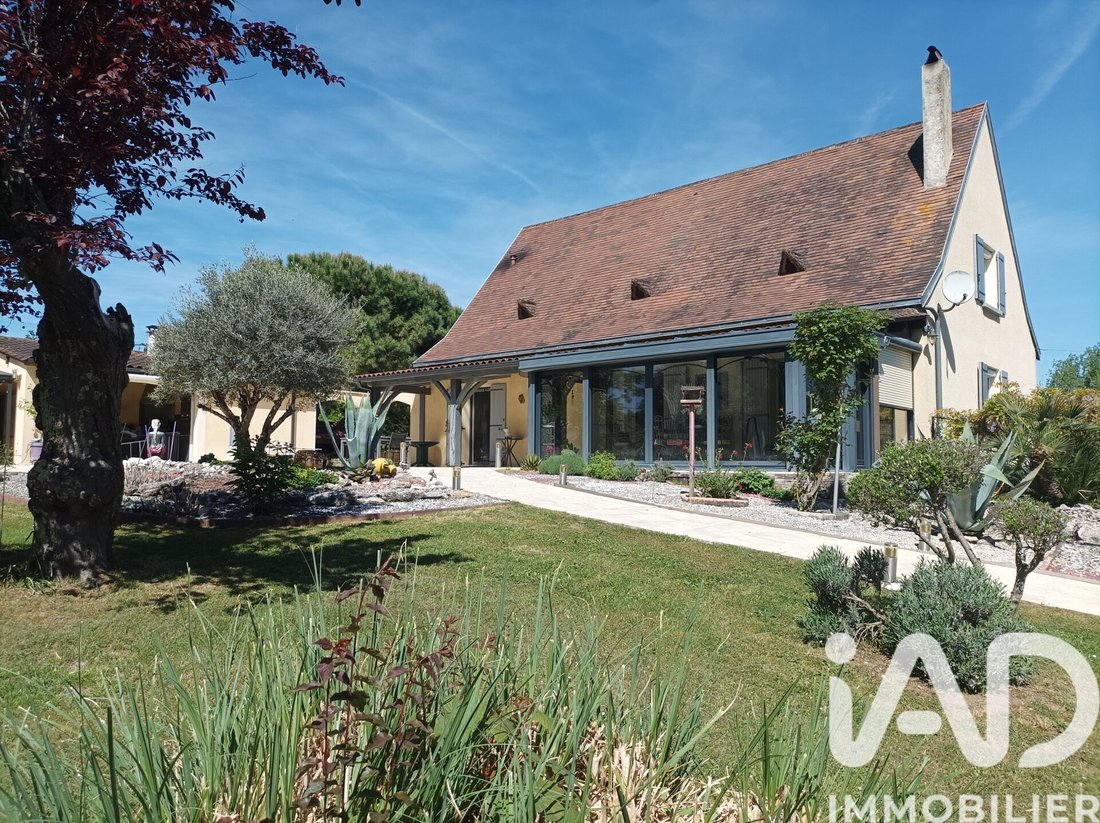 House in Bouniagues, Nouvelle-Aquitaine, France 2 - 17131056