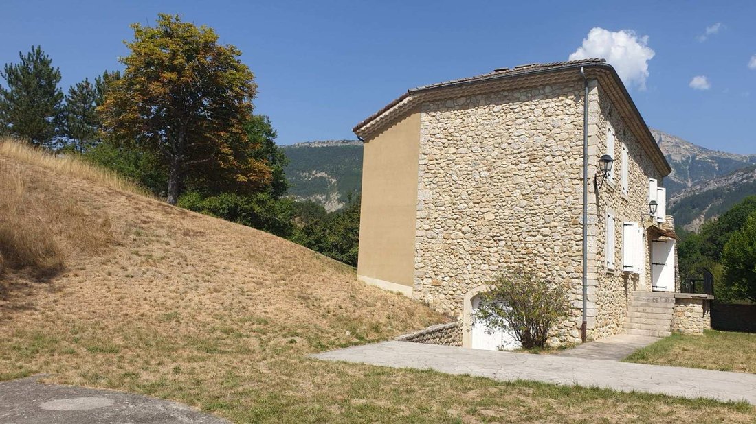 Villa in Solaure en Diois, Auvergne-Rhône-Alpes, France 2 - 17720923