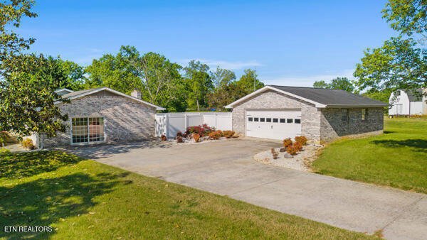 House in Knoxville, Tennessee, United States 4 - 17767633