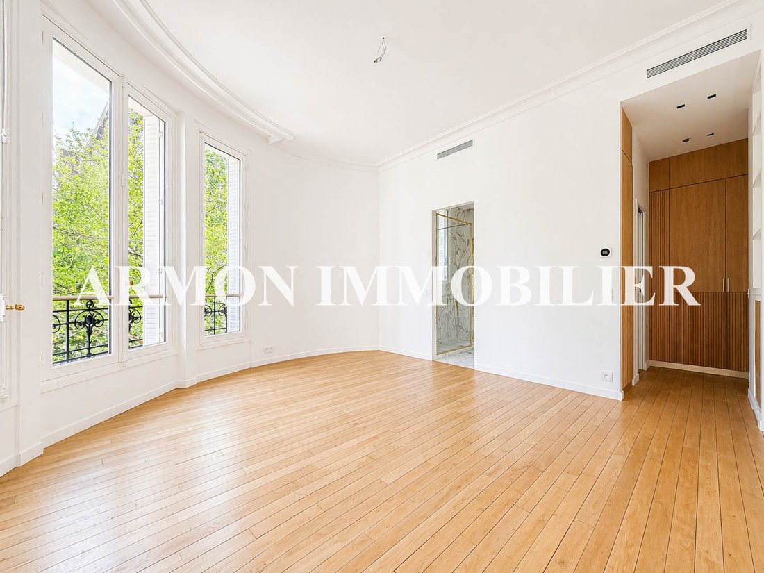 Apartment in Gros Caillou, Paris 7e Arrondissement, Paris 5 - 16404534