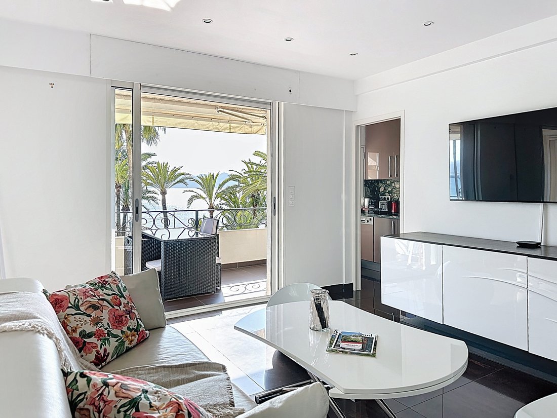 Apartment in Cannes, Provence-Alpes-Côte d'Azur, France 1 - 17494232