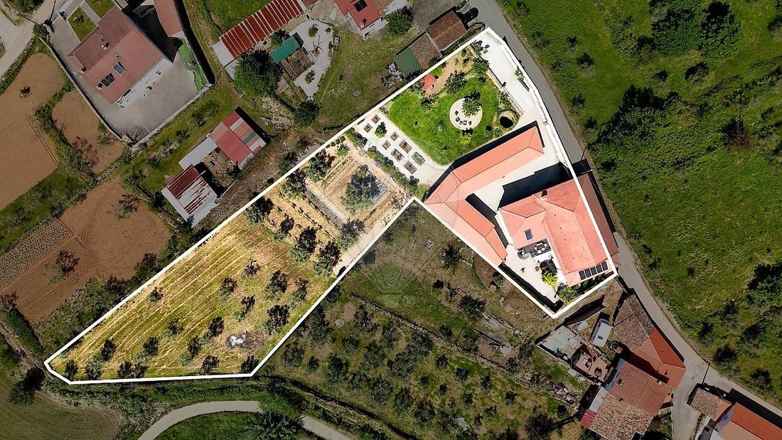 House in Vila Nova do Ceira, Coimbra District, Portugal 1 - 17742280