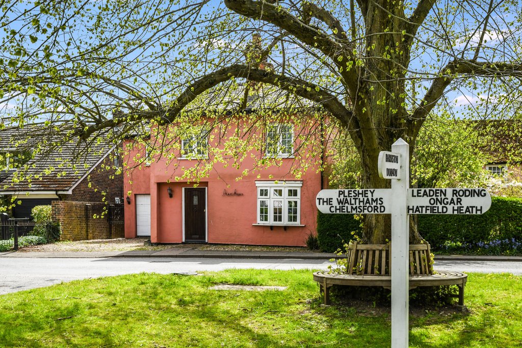 House in High Easter, England 4 - 17764162