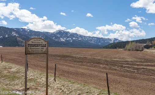 Land in Bedford, Wyoming, United States 1