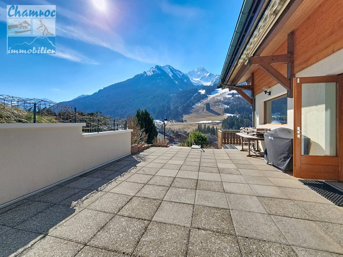 Villa in La Chapelle-d'Abondance, Auvergne-Rhône-Alpes, France 2 - 17769727