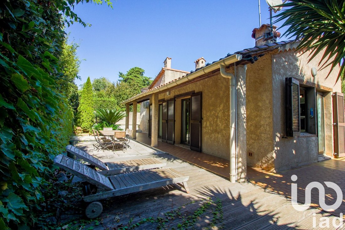 House in Antibes, Provence-Alpes-Côte d'Azur, France 3 - 17420298