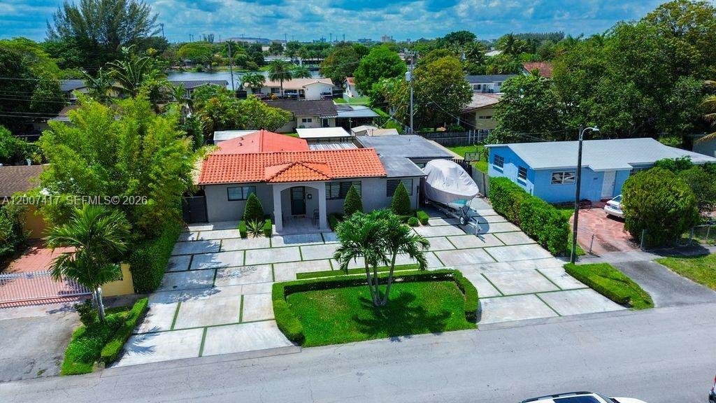 House in Hialeah, Florida, United States 3 - 17765619