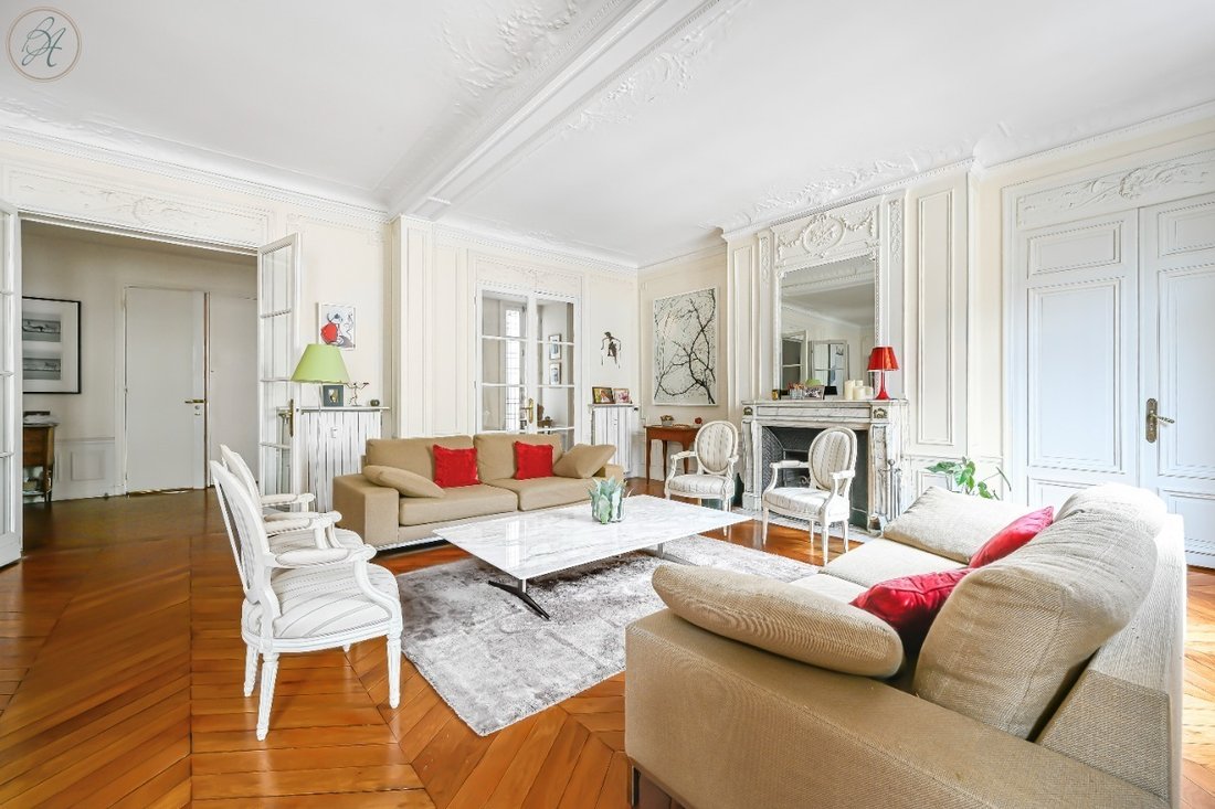 Apartment in Pereire-Malesherbes, Paris 17e Arrondissement, Paris 5 - 17768454