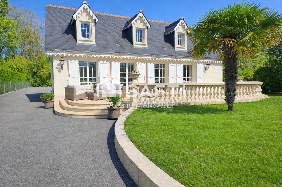 House in Saint-Roch, Centre-Val de Loire, France 2 - 17597059