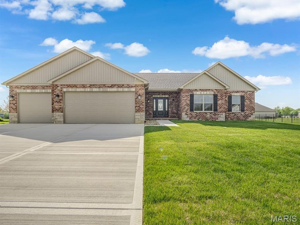 House in Smithton, Illinois, United States 1 - 17174912