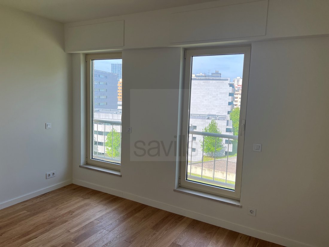 Apartment in Lordelo do Ouro e Massarelos, Porto District, Portugal 1 - 17763090