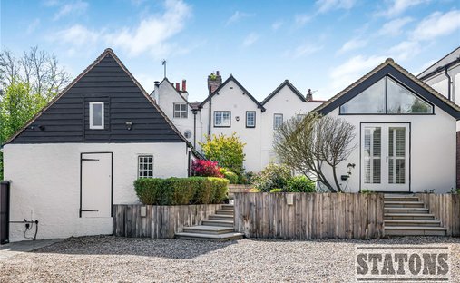 House in Bell Bar, Hatfield, England 1