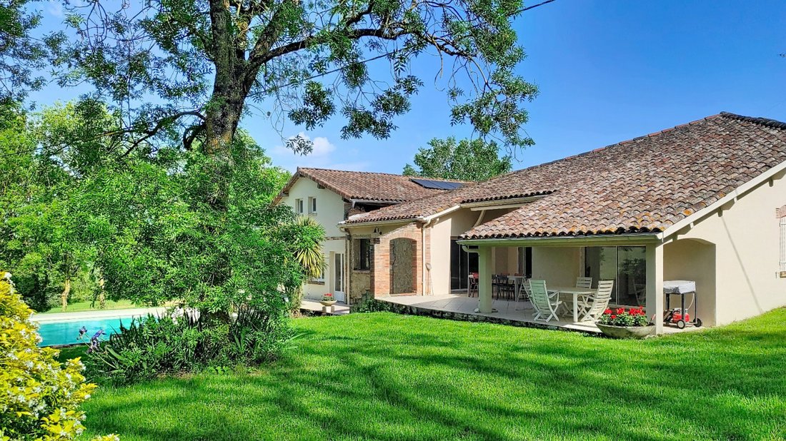House in Casse Martin, L'Isle-Jourdain, France 1 - 16286656