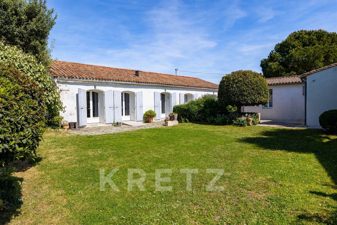 House in Ars-en-Ré, Nouvelle-Aquitaine, France 2 - 17765025