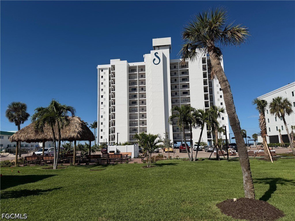 Condo in Fort Myers Beach, Florida, United States 2 - 17746384
