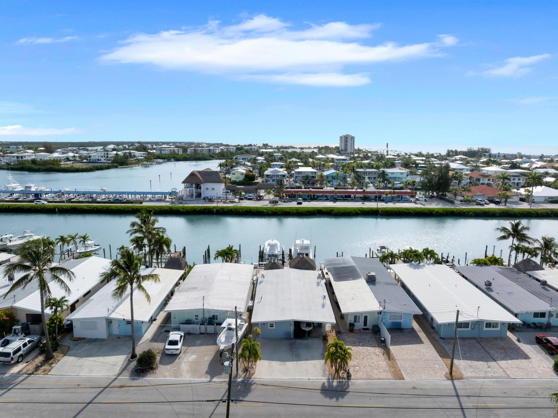 House in Key Colony Beach, Florida, United States 2 - 17765780