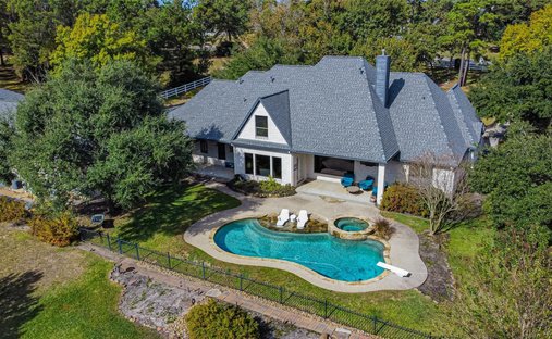House in Montgomery, Texas, United States 1