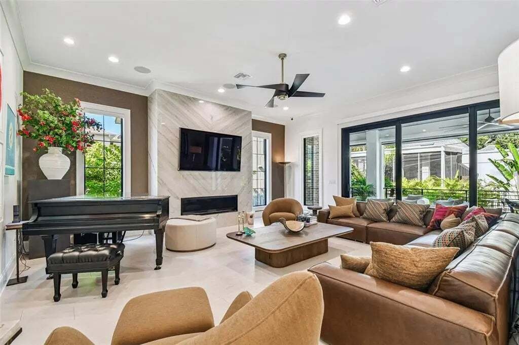 House in Tampa, Florida, United States 3 - 17766873