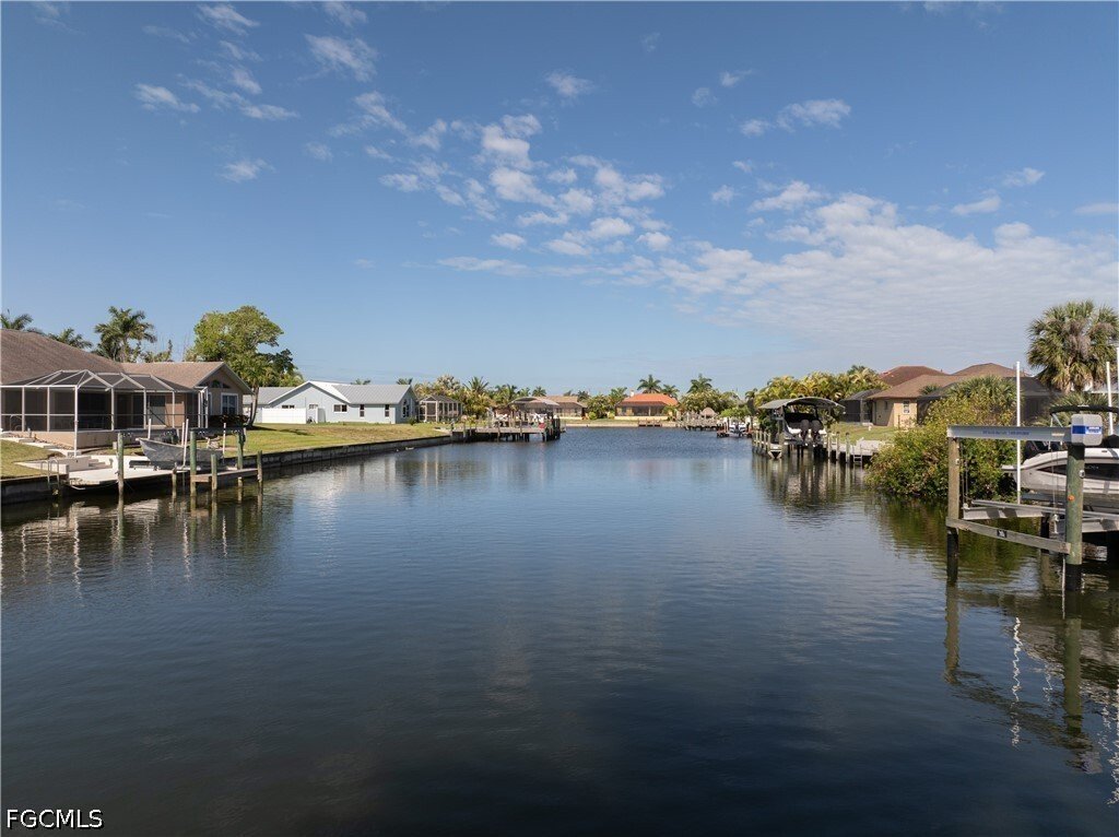 House in Cape Coral, Florida, United States 4 - 17768473