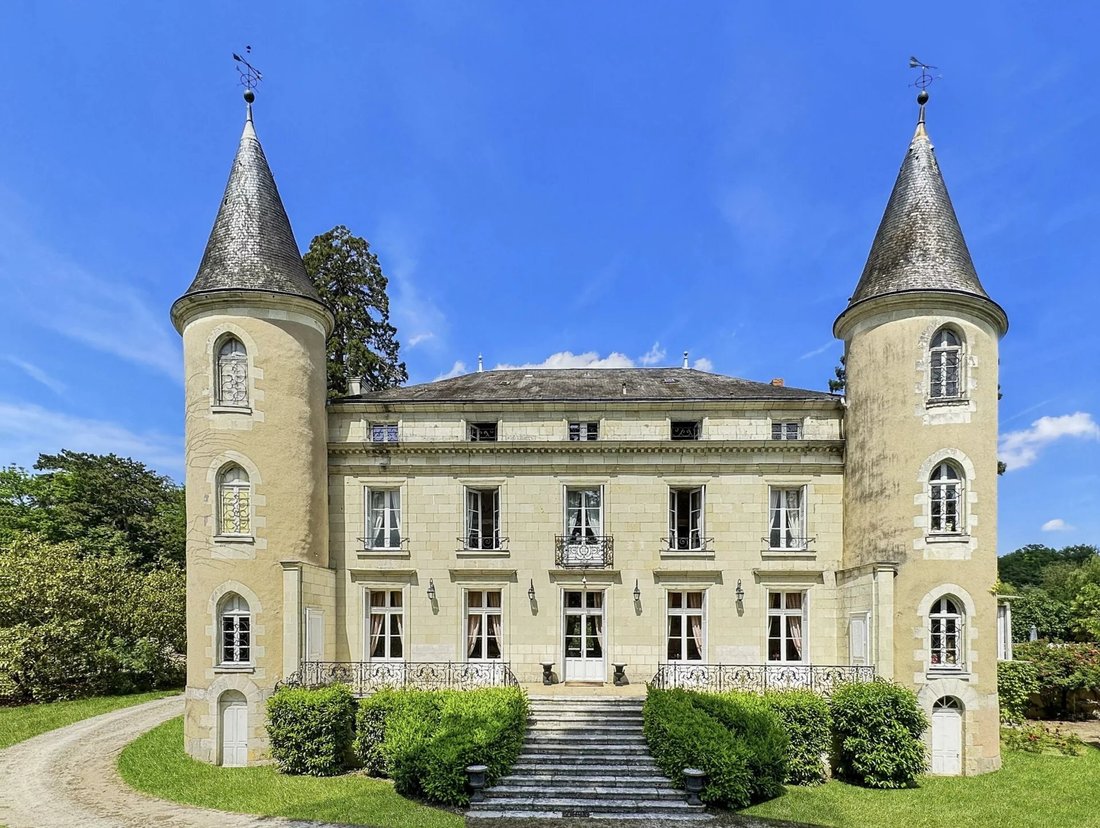 Castle in Yzeures-sur-Creuse, Centre-Val de Loire, France 1 - 17764788