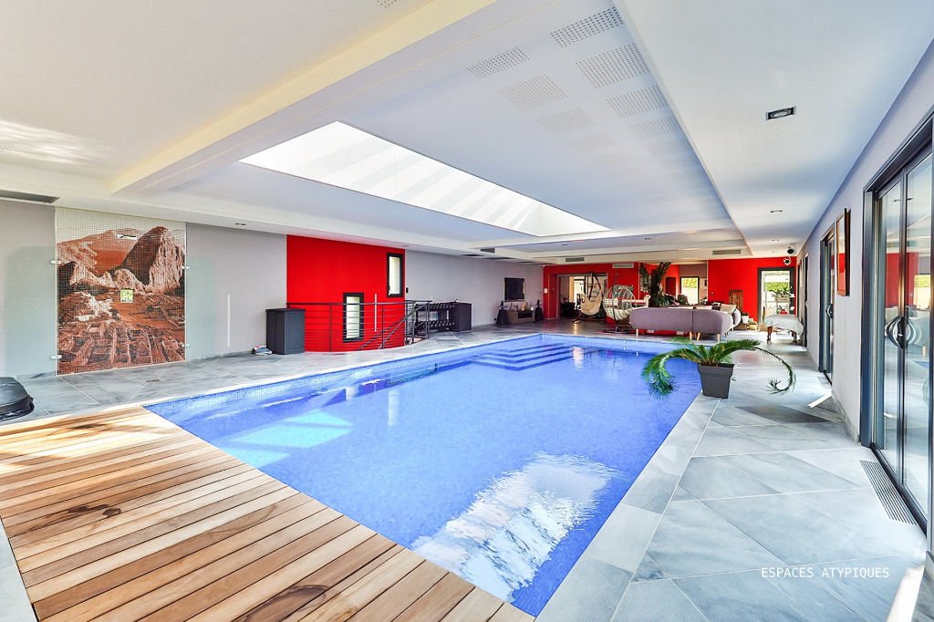 Villa in Corbelin, Auvergne-Rhone-Alpen, Frankreich 2 - 17766101