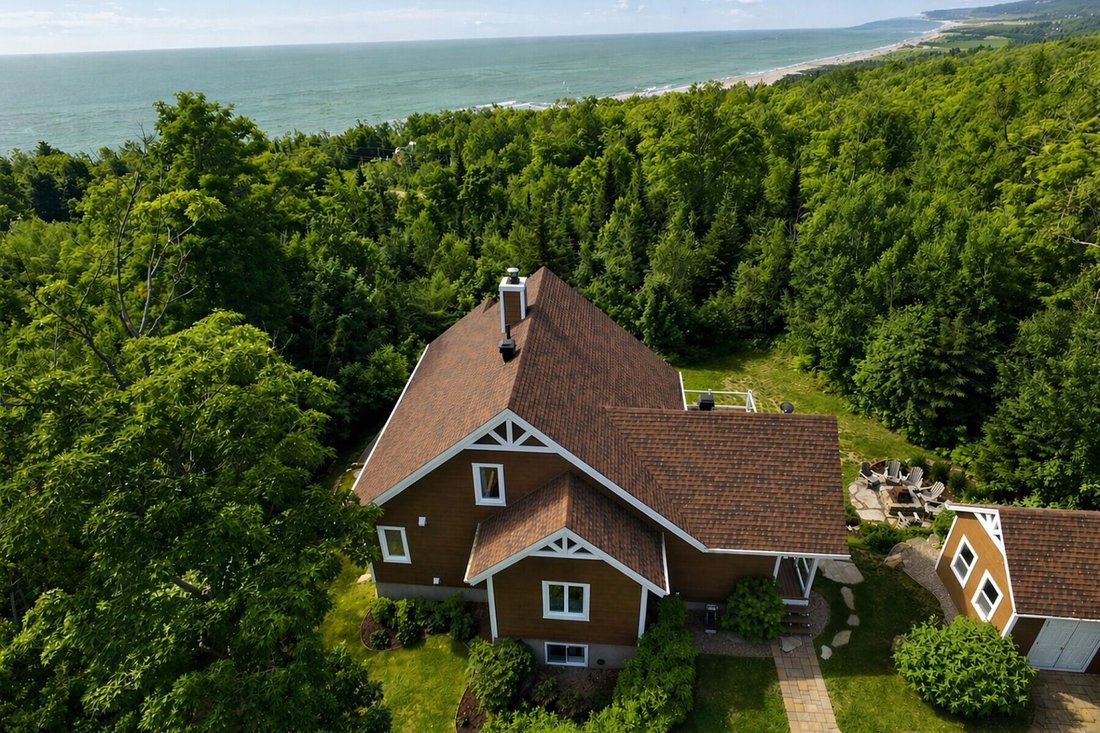 Petite-Rivière-Saint-François, Quebec, Canada 5 - 17765921