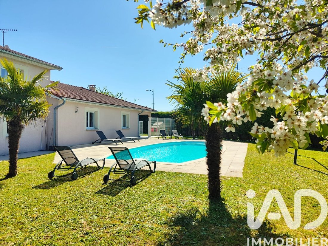 House in Ouest, Mions, France 4 - 17768183