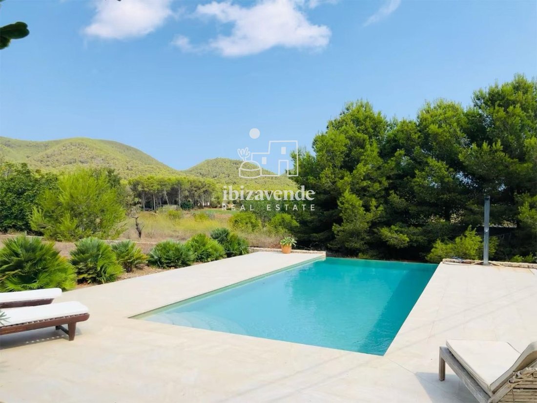 House in Sant Carles de Peralta, Santa Eularia des Riu, Balearic Islands 1 - 17767188
