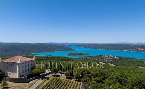 Castillo en Aiguines, Provenza-Alpes-Costa Azul, Francia 1