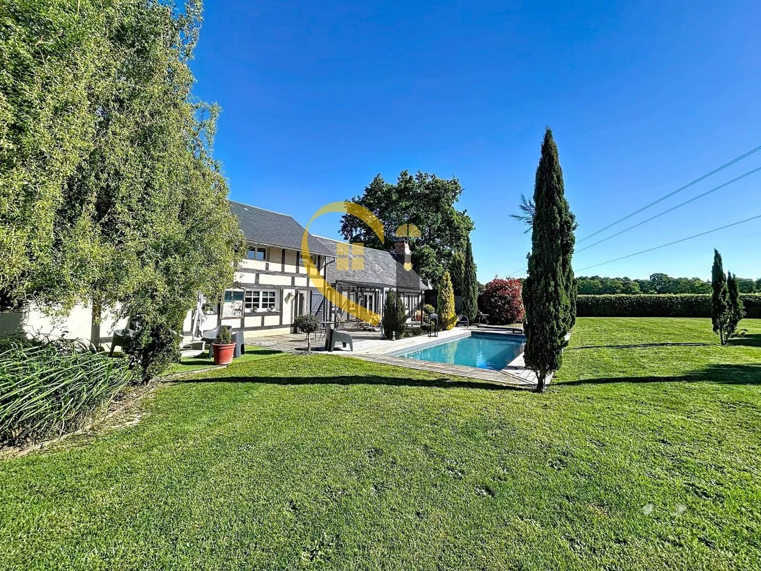 Estate in Blancafort, Centre-Val de Loire, France 2 - 17764951