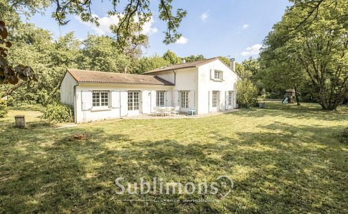 House in La Haie-Fouassiere, Pays de la Loire, France 1