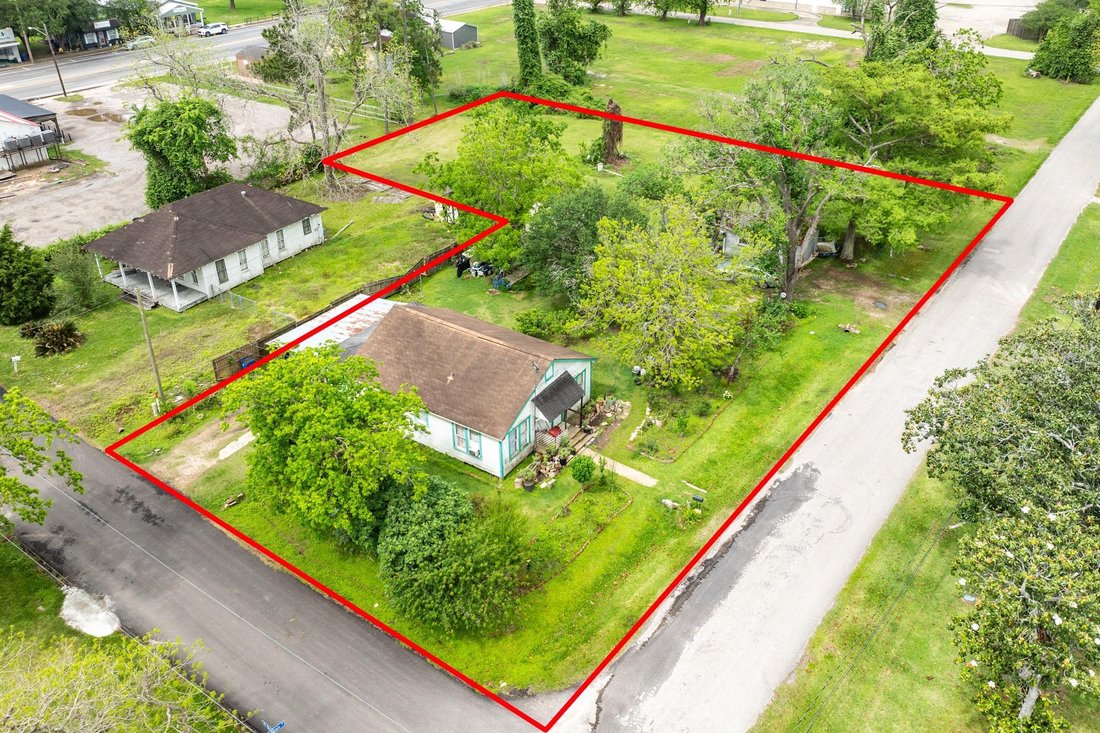 House in West Columbia, Texas, United States 2 - 17765799