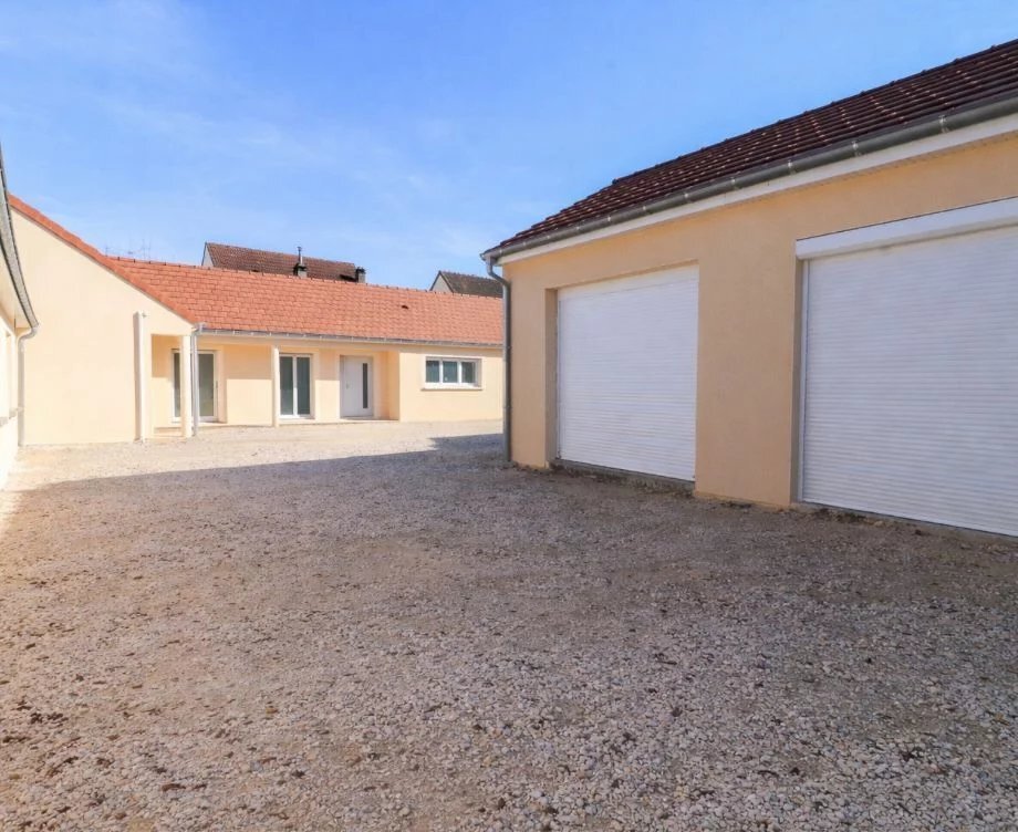 House in Saint Nicolas, Beaune, France 1 - 16136311