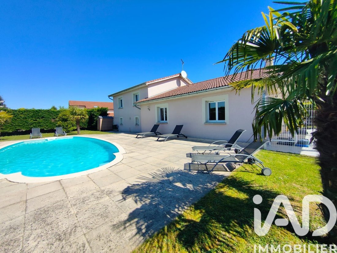 House in Ouest, Mions, France 2 - 17768183