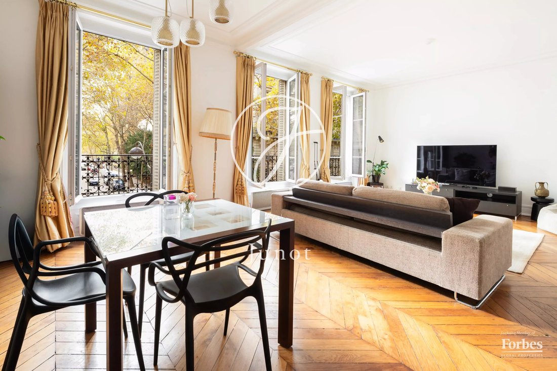 Apartment in Gros Caillou, Paris 7e Arrondissement, Paris 3 - 16577585