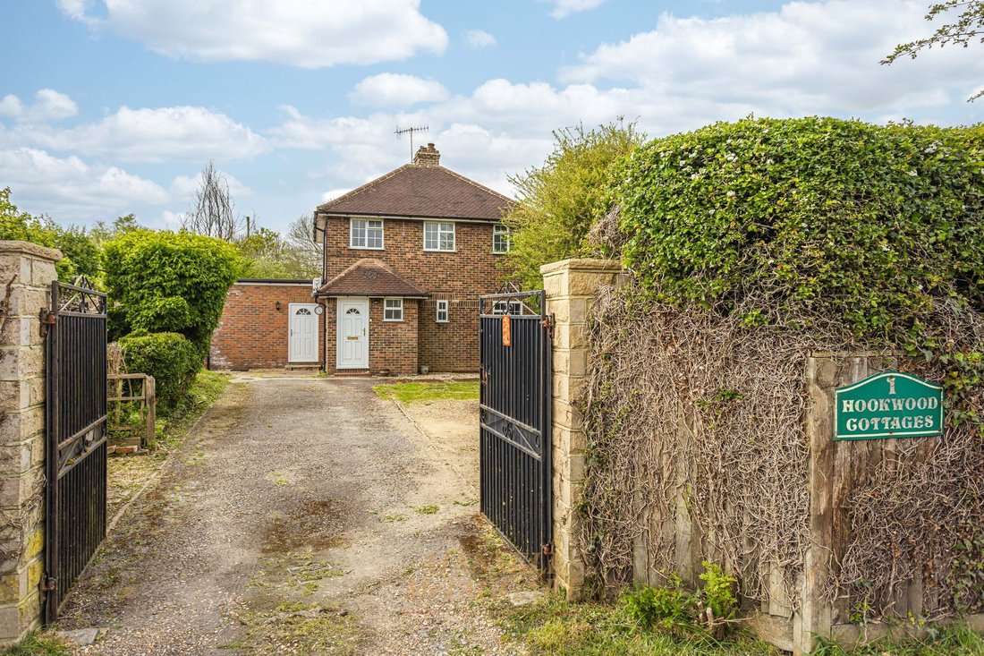 House in Hookwood, Charlwood, England 1 - 17764820