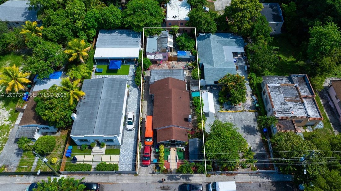 Miami, Florida, United States 1 - 17764582