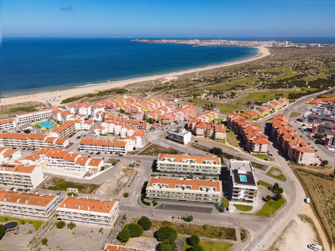 Apartment in Atouguia da Baleia, Leiria District, Portugal 1 - 17763155