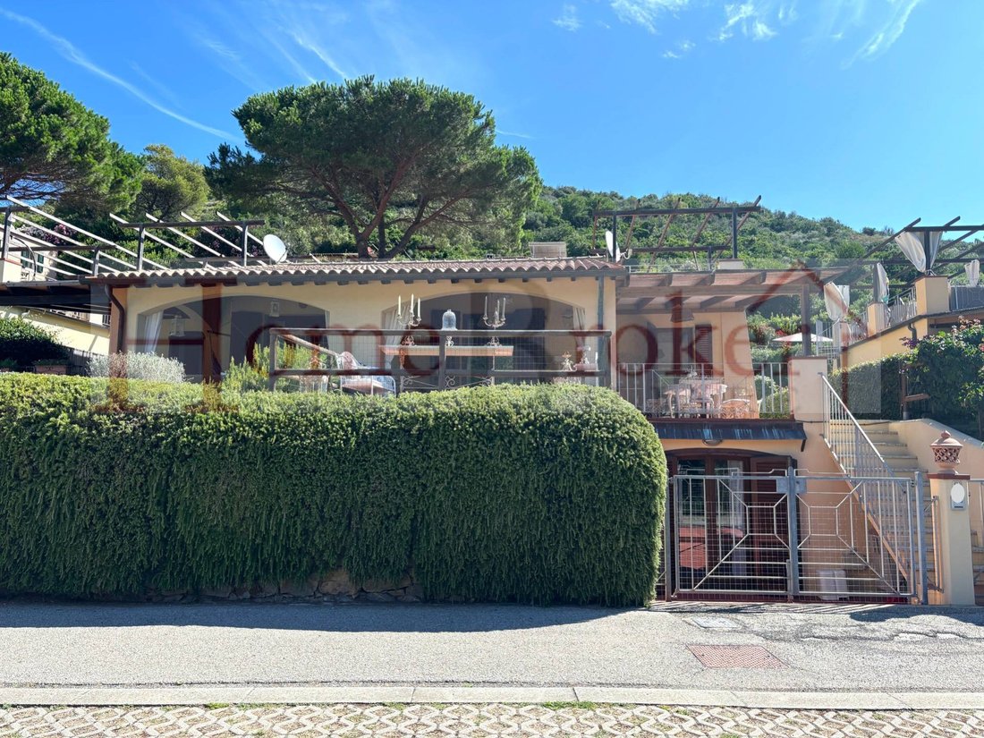 Villa in Rio nell'Elba, Tuscany, Italy 1 - 15828515
