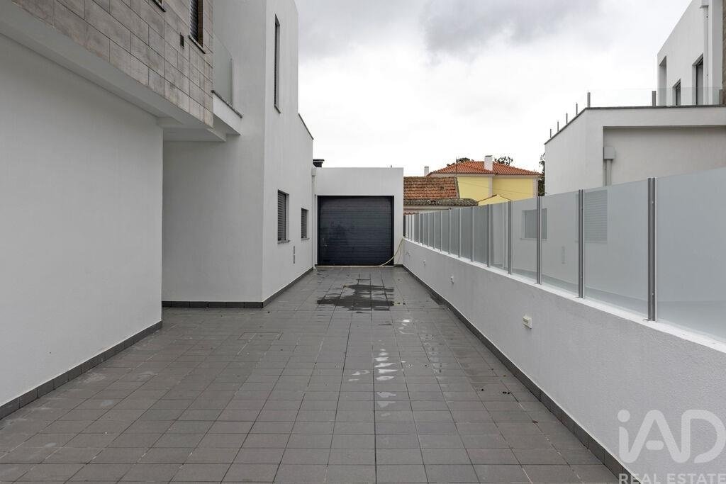 Townhouse in Azeitao (Sao Lourenco e Sao Simao), Setubal, Portugal 4 - 16885802