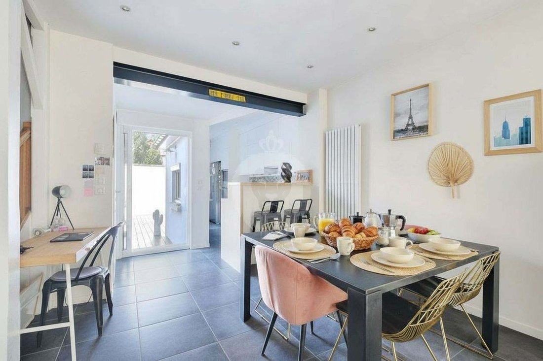 House in Ledru Rollin, Le Perreux-sur-Marne, France 2 - 17229516