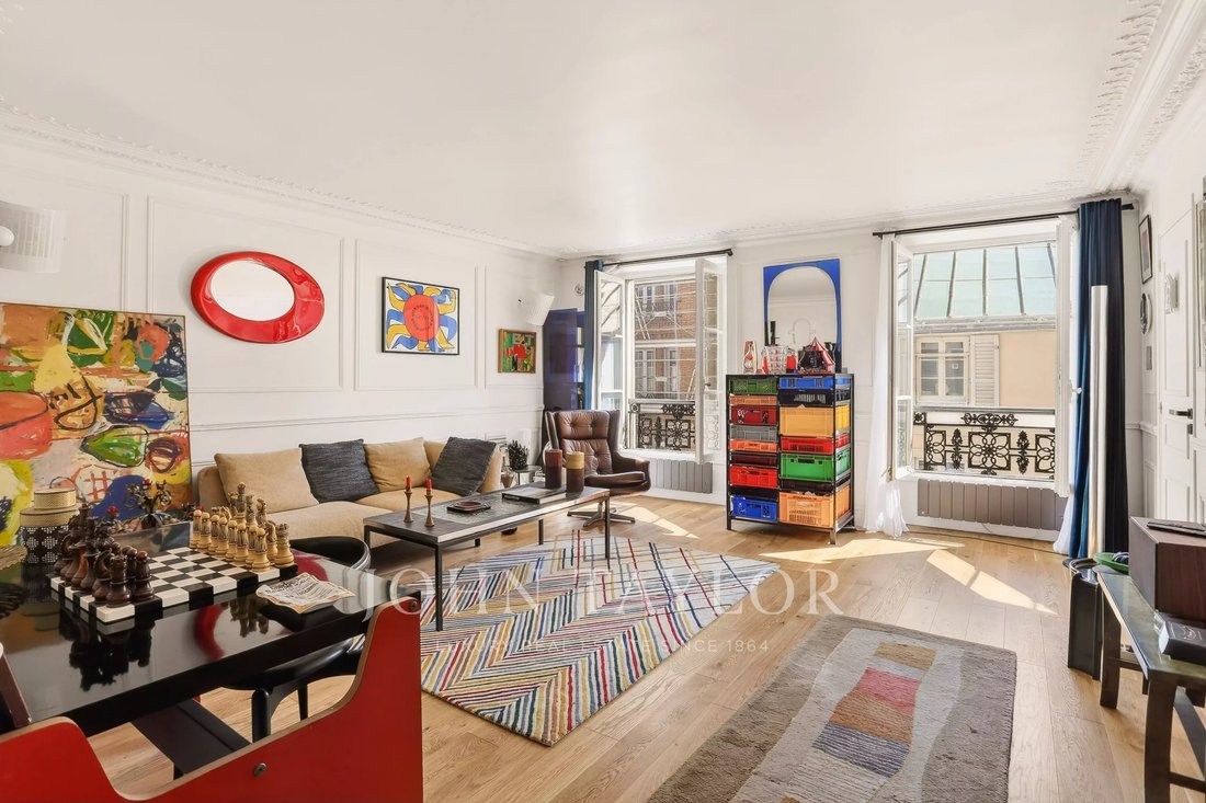 Apartment in Saint Thomas d'Aquin, Paris 7e Arrondissement, Paris 2 - 17764989