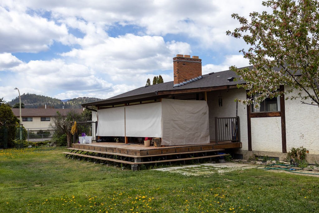 House in Kelowna, British Columbia, Canada 3 - 17766069