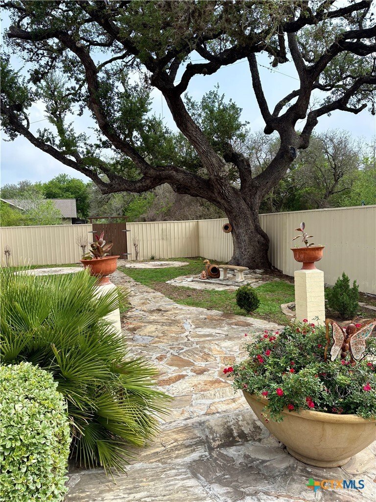House in Goliad, Texas, United States 4 - 17765464