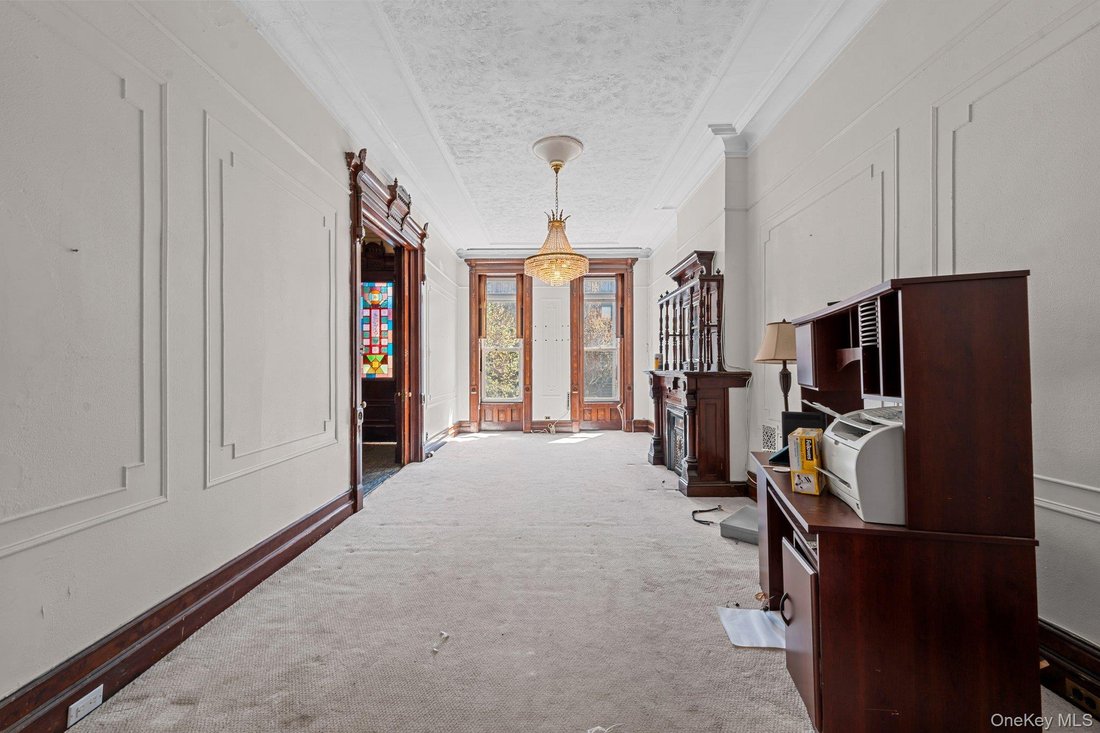 House in New York, New York, United States 2 - 17768352